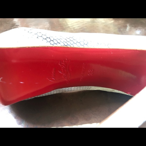 Christian Louboutin Peep Toe Platform Pumps - Picture 8 of 8